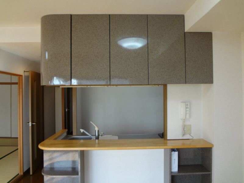 Receipt. Storage space