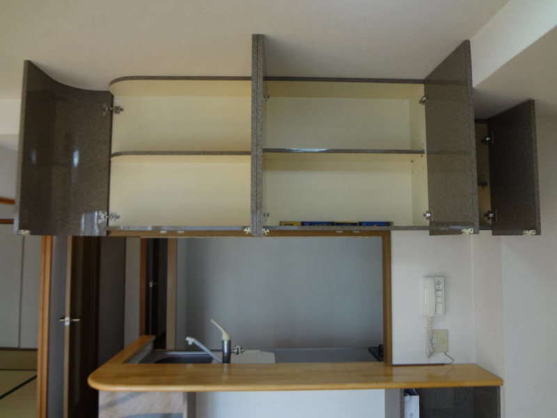 Receipt. Storage space