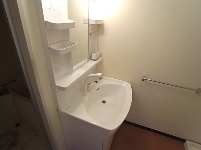 Washroom.  ※ Will be of 605, Room photo.