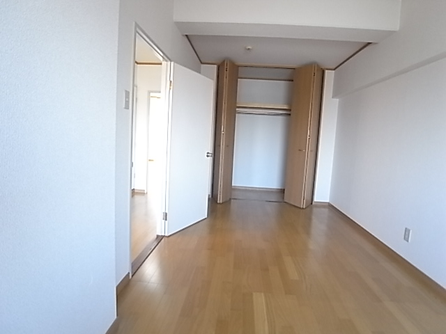 Other room space. ※ Will be of 605, Room photo.