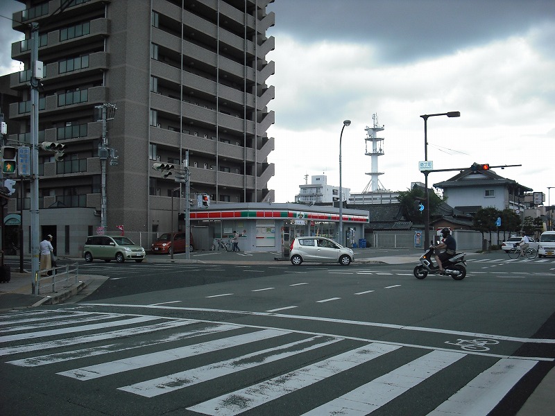 Convenience store. 99m until Thanksgiving Himeji Ichihinoto Machiten (convenience store)