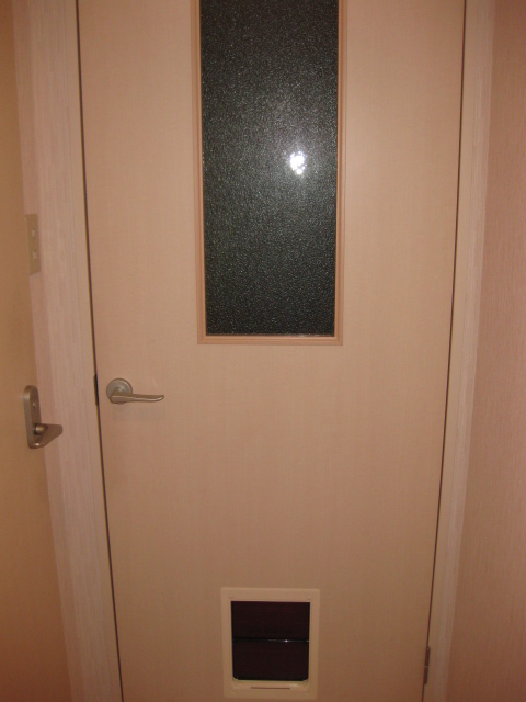 Other Equipment. Pets for entrance door