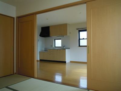 Living and room. Room 1