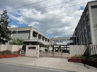 Primary school. Takaoka until Nishi Elementary School 140m