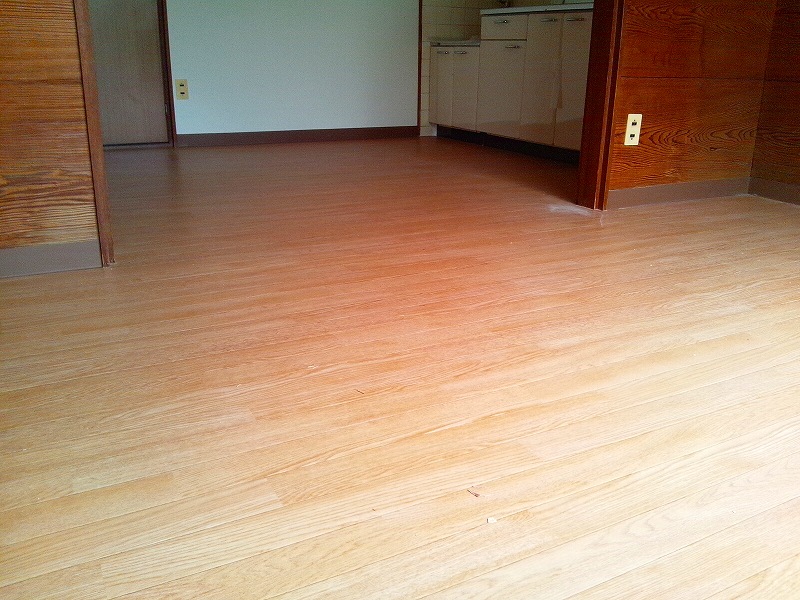 Living and room. You have the floor also re-paste