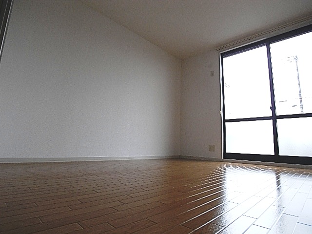 Other room space. It is a photograph of 102, Room