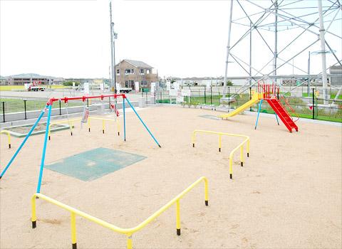 Other local. Also equipped park with playground equipment in the park! It teems with a smile of children every day.