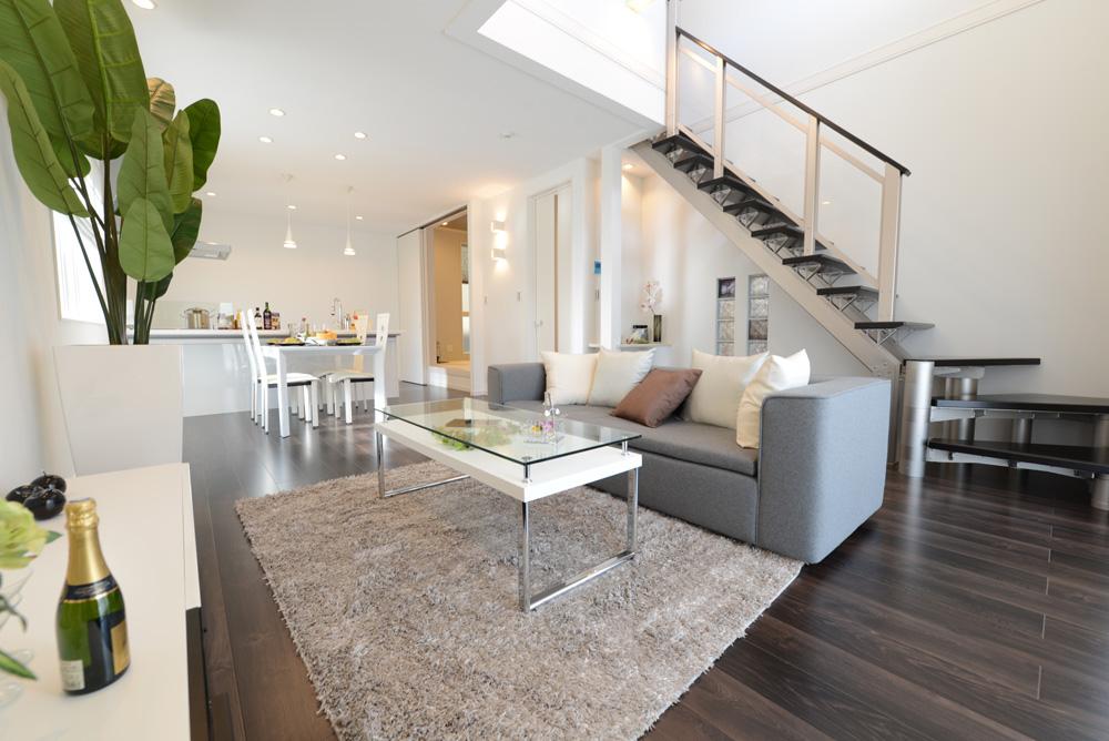 Gatherings space of 20 pledge to strip stairs color to the stylish space. Produce a further sense of openness in the full flat face-to-face kitchen! . Gatherings space of 20 pledge to strip stairs color to the stylish space.