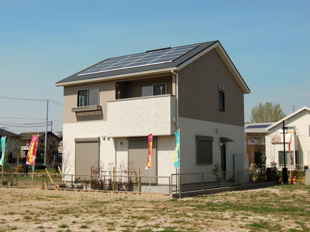 Power generation ・ Hot water equipment. 3.11Kw equipped (Kyocera)