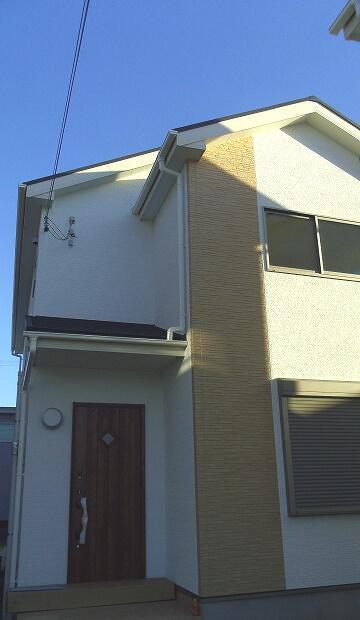 Local appearance photo. 1 Building