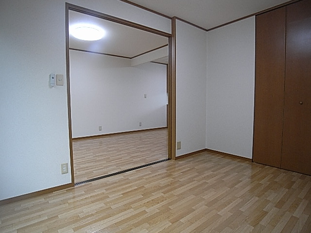 Other room space