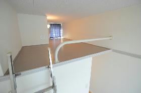 Receipt. Pat storage with a loft!