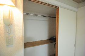 Receipt. Abundant storage space