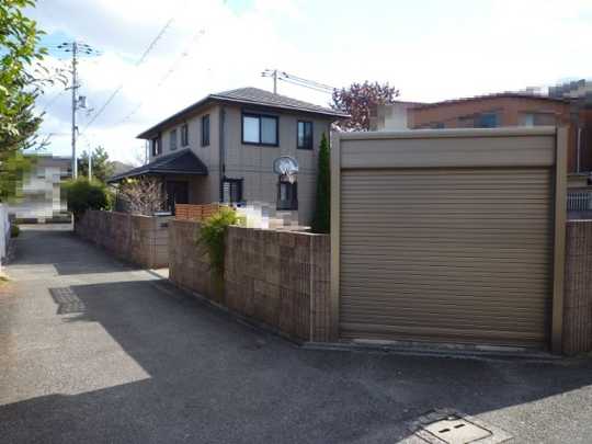 Local appearance photo. Custom home of a leading house builders!