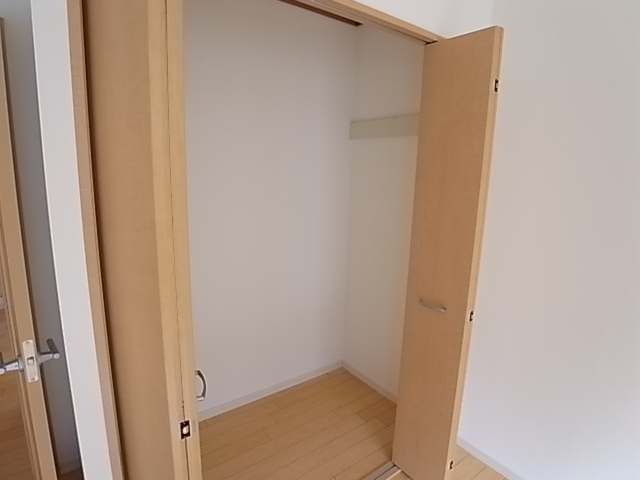 Receipt. ※ Photos will be the photograph of A-2-2.