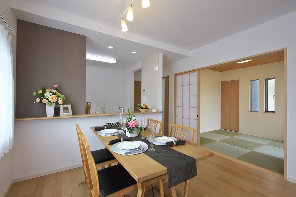 Same specifications photo (kitchen)