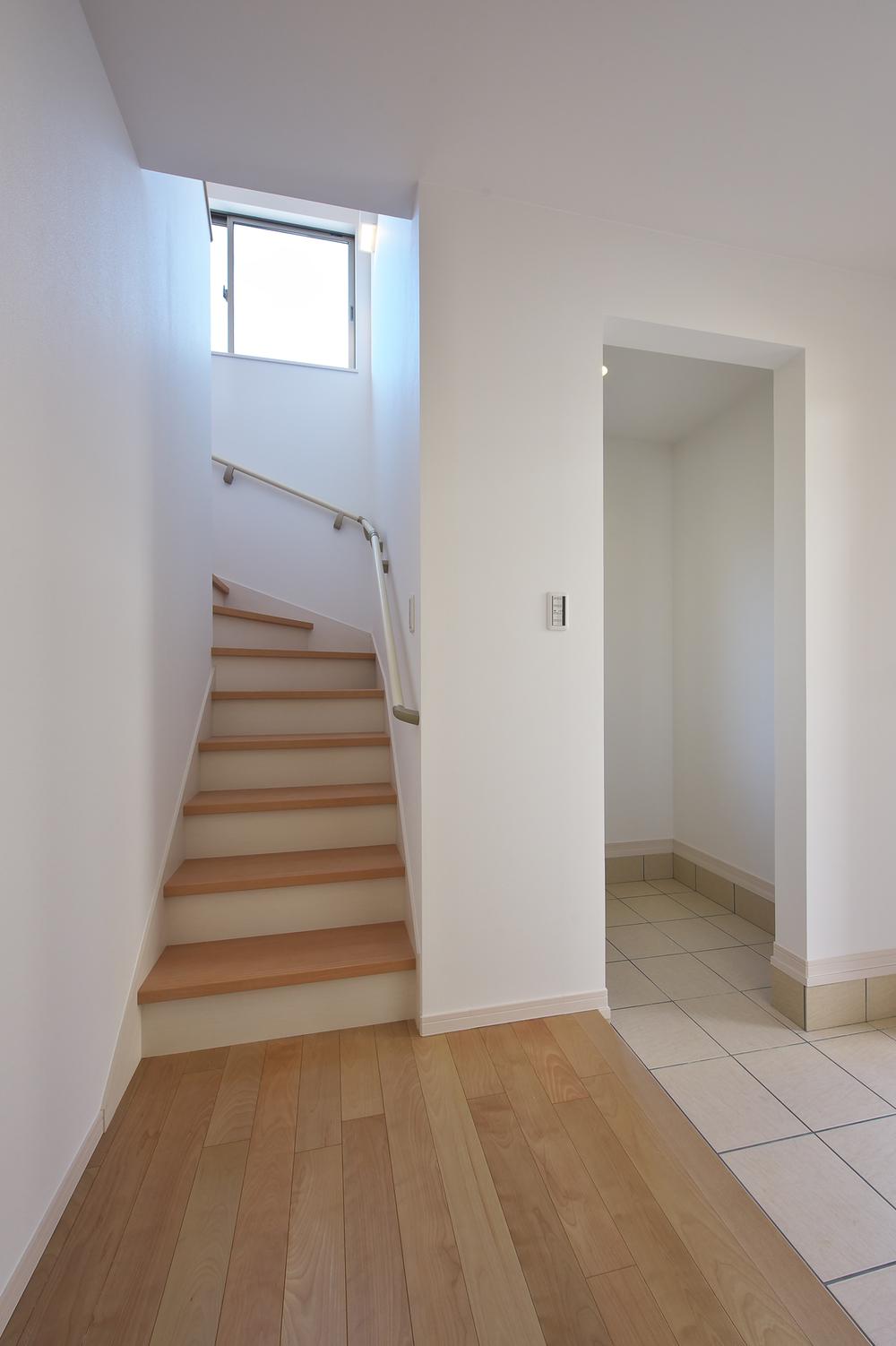 Same specifications photos (Other introspection)