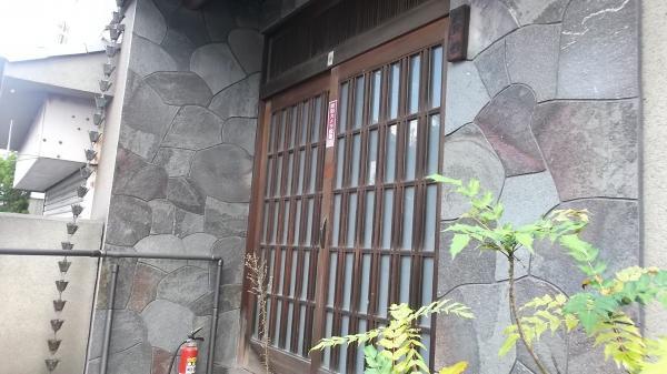 Entrance. Entrance door paint plan And key exchange