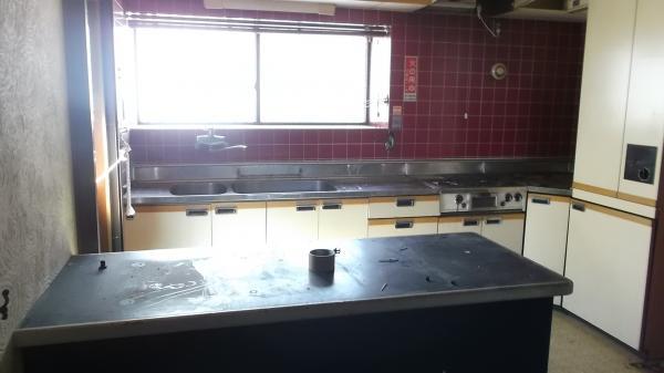 Kitchen. System Kitchen exchange plan (renovation before photo)