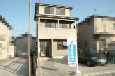 Local appearance photo. Local (11 May 2013) Shooting