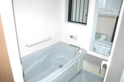 Bathroom. Indoor (11 May 2013) Shooting