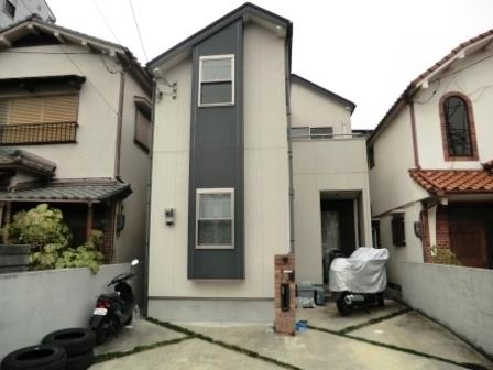 Local appearance photo. 2006 Built in secondhand detached