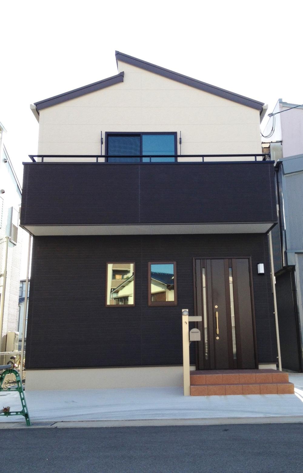 Local photos, including front road. Front road is spacious 6m