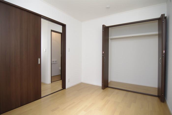 Non-living room. ◆ D No. land photo ◆