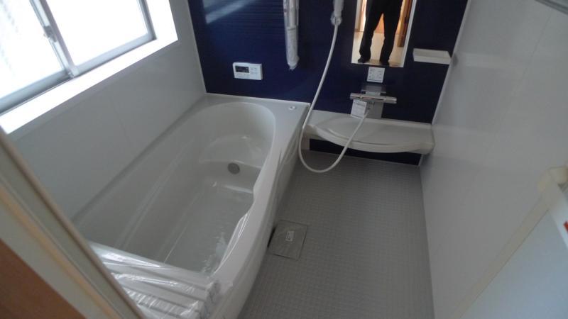 Same specifications photo (bathroom)