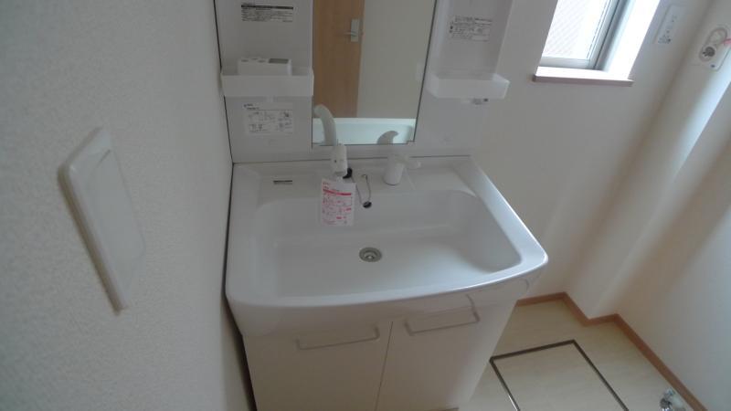 Same specifications photos (Other introspection)