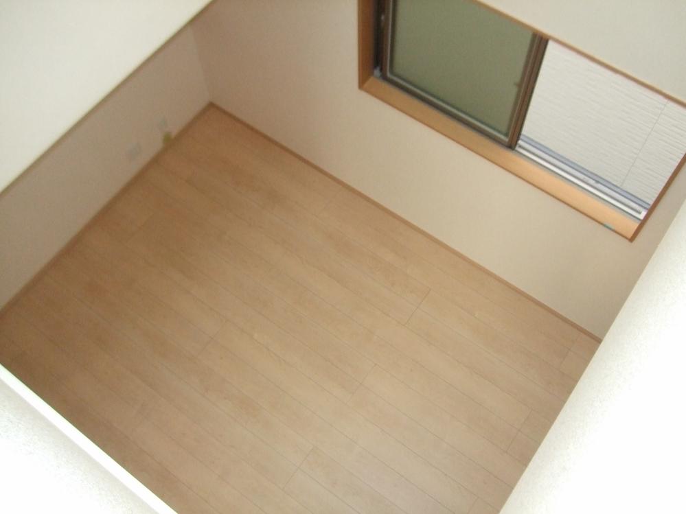 Living. Living atrium there is a very bright.