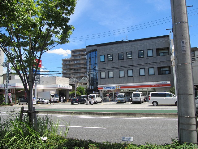 Other. Convenience store on property across the street!