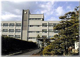 Junior high school. 1651m to Itami Municipal Tennoji River junior high school (junior high school)