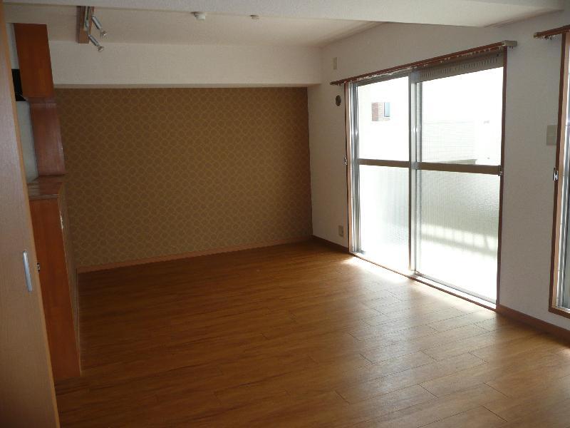 Living and room. Living