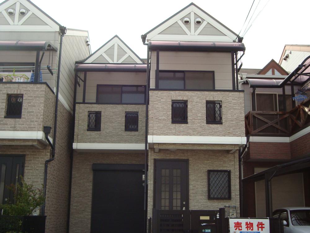 Local appearance photo