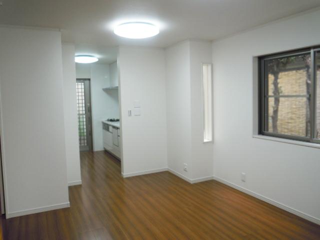 Living. Indoor (10 May 2013) Shooting