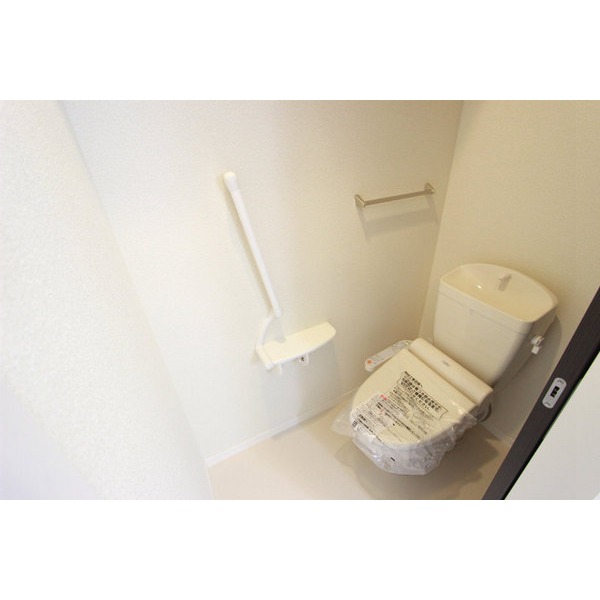 Other. It is a photograph of similar properties