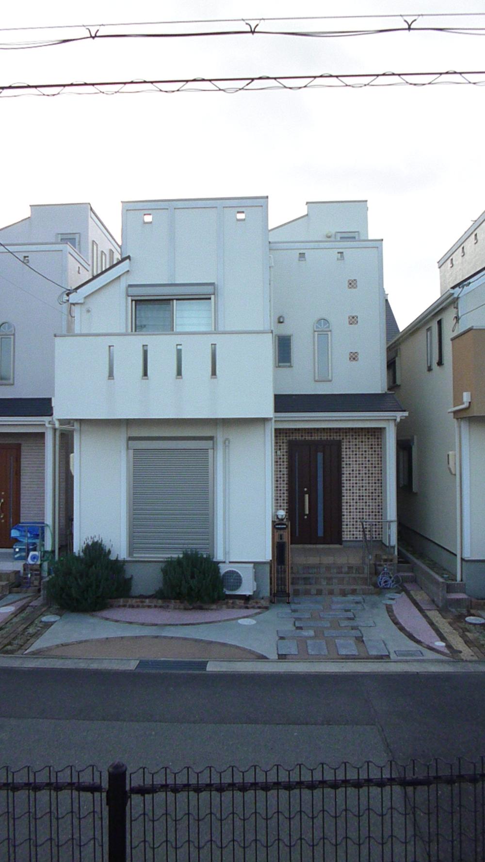 Local appearance photo. Local (12 May 2013) Shooting