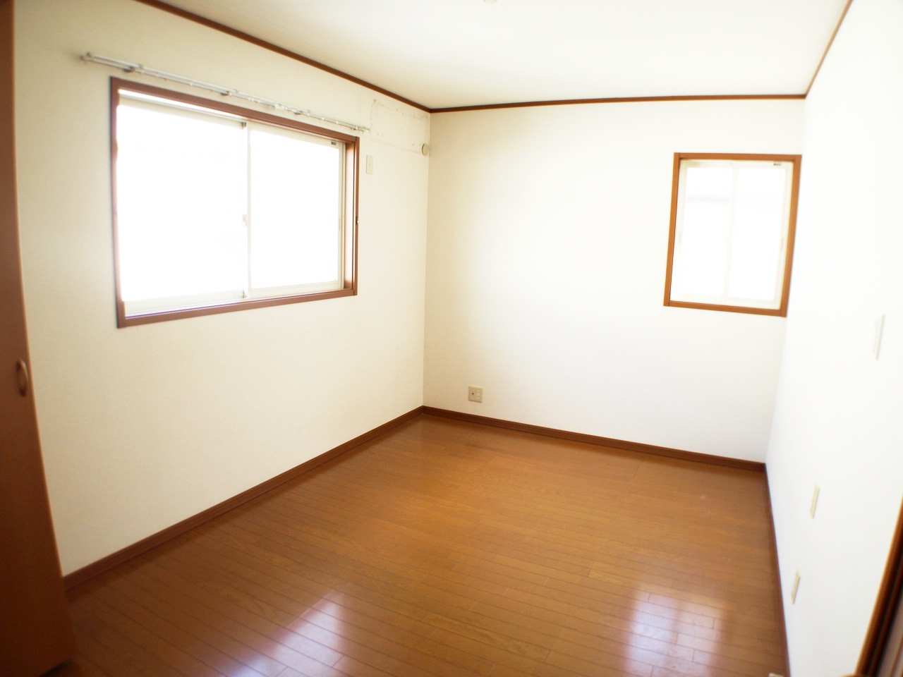 Other. 2F is a Western-style.