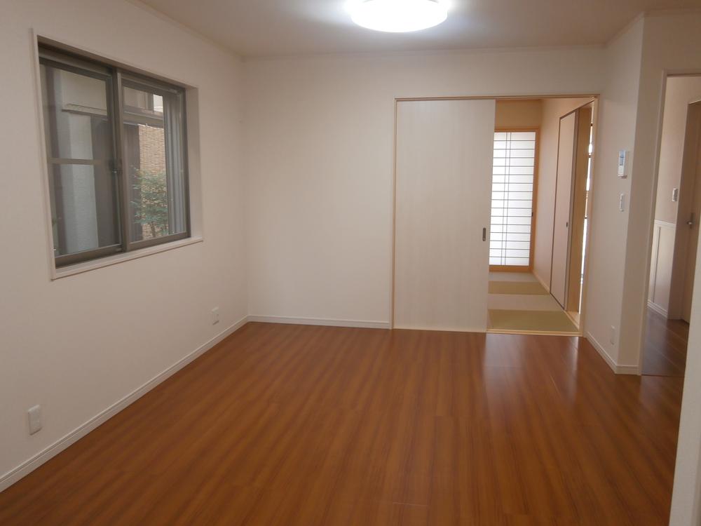 Living. Indoor (10 May 2013) Shooting