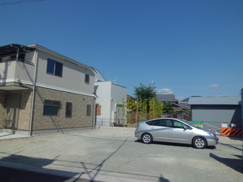Local land photo. Local (10 May 2013) Shooting Drenched sunshine and Sansan, It is rare south-facing city block. 