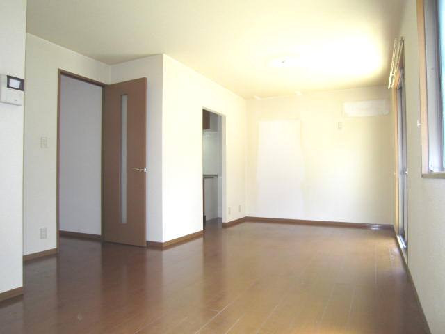 Living and room. Bright living