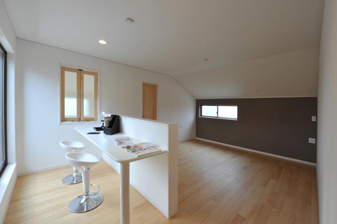 Building plan example (introspection photo). Spacious master bedroom with storage, It is with life space! 