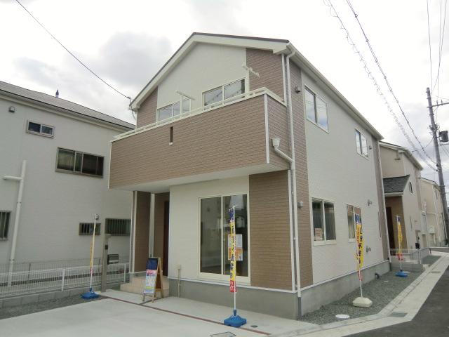 Local appearance photo. Local photos (appearance) ◇ all 5 House last 1 House of! ◇ large vehicles can also be parking spaces! ◇ There is a sense of liberation in the corner lot!