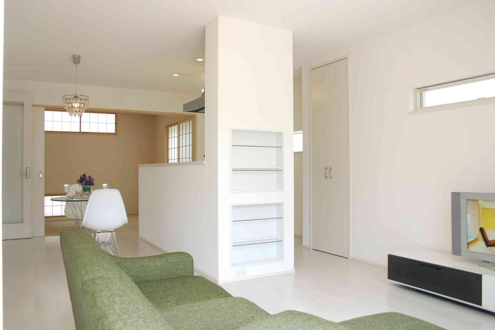 Building plan example (introspection photo). living, The wall has been provided with a storage space of this