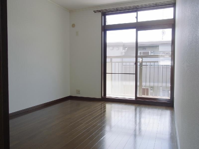 Other room space. Western style room