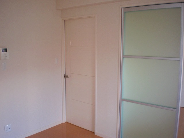 Other room space. Already the room renovation