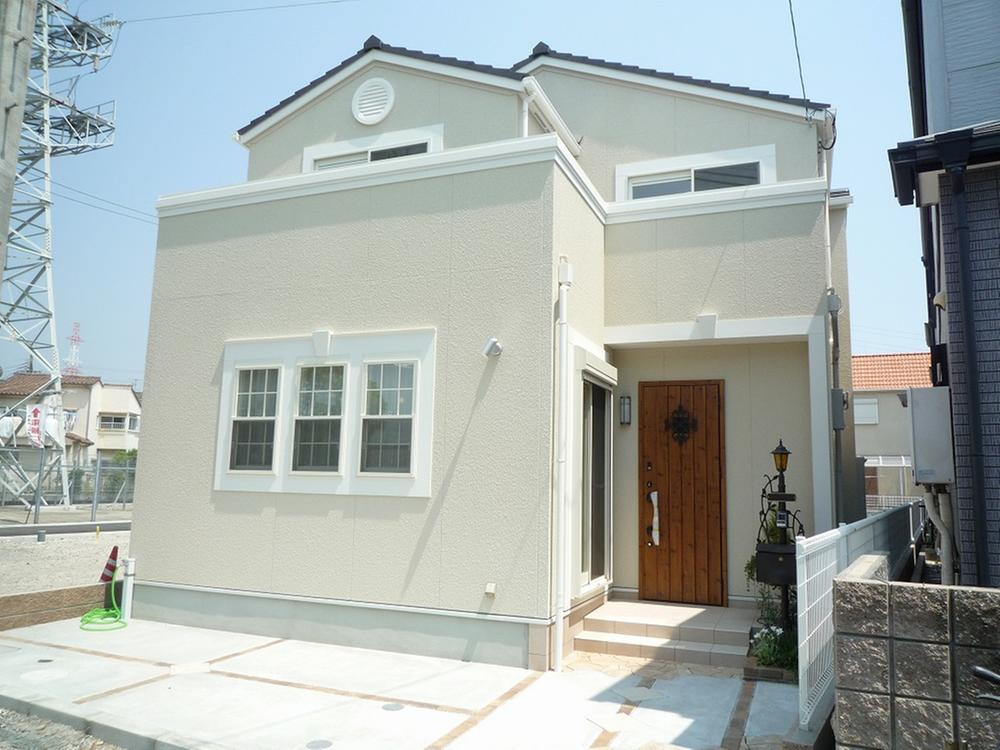 Local appearance photo