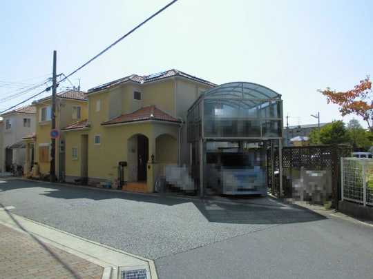 Local appearance photo. Exterior (1)