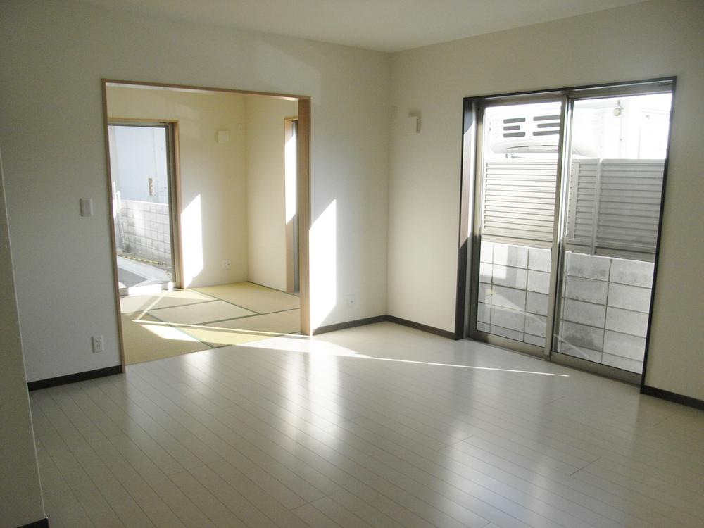 Living. Indoor (10 May 2013) Shooting